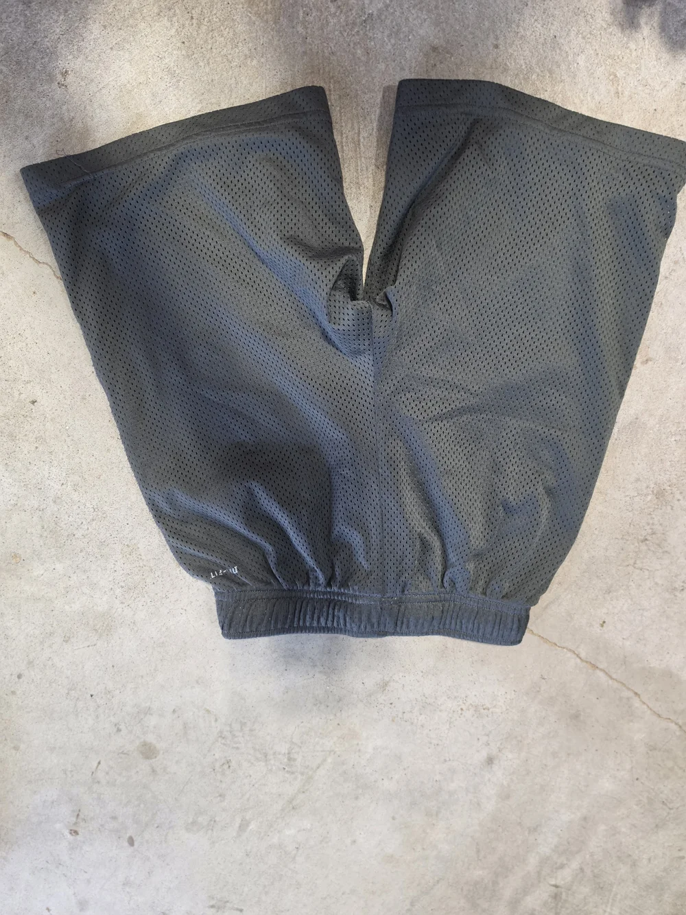 Nike Dri-FIT Boys Mesh Basketball Athletic Shorts Size Small